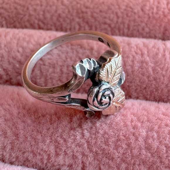 Vintage Black Hills Gold 925 Sterling Silver 12K Yellow & Rose Gold Rose Ring - Picture 1 of 14